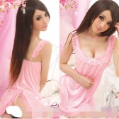 粉紅色花邊低胸緞面質睡裙